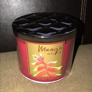 BRAND NEW- BATH&BODY WORKS CANDLE
